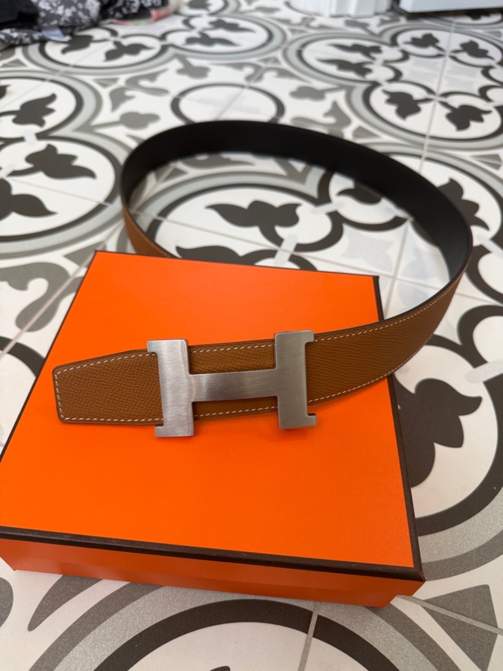 Hermes Guillochee Reversible belt with Palladium plated H Buckle